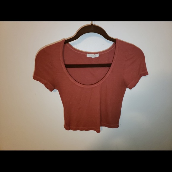 October feels crop top - Picture 3 of 3